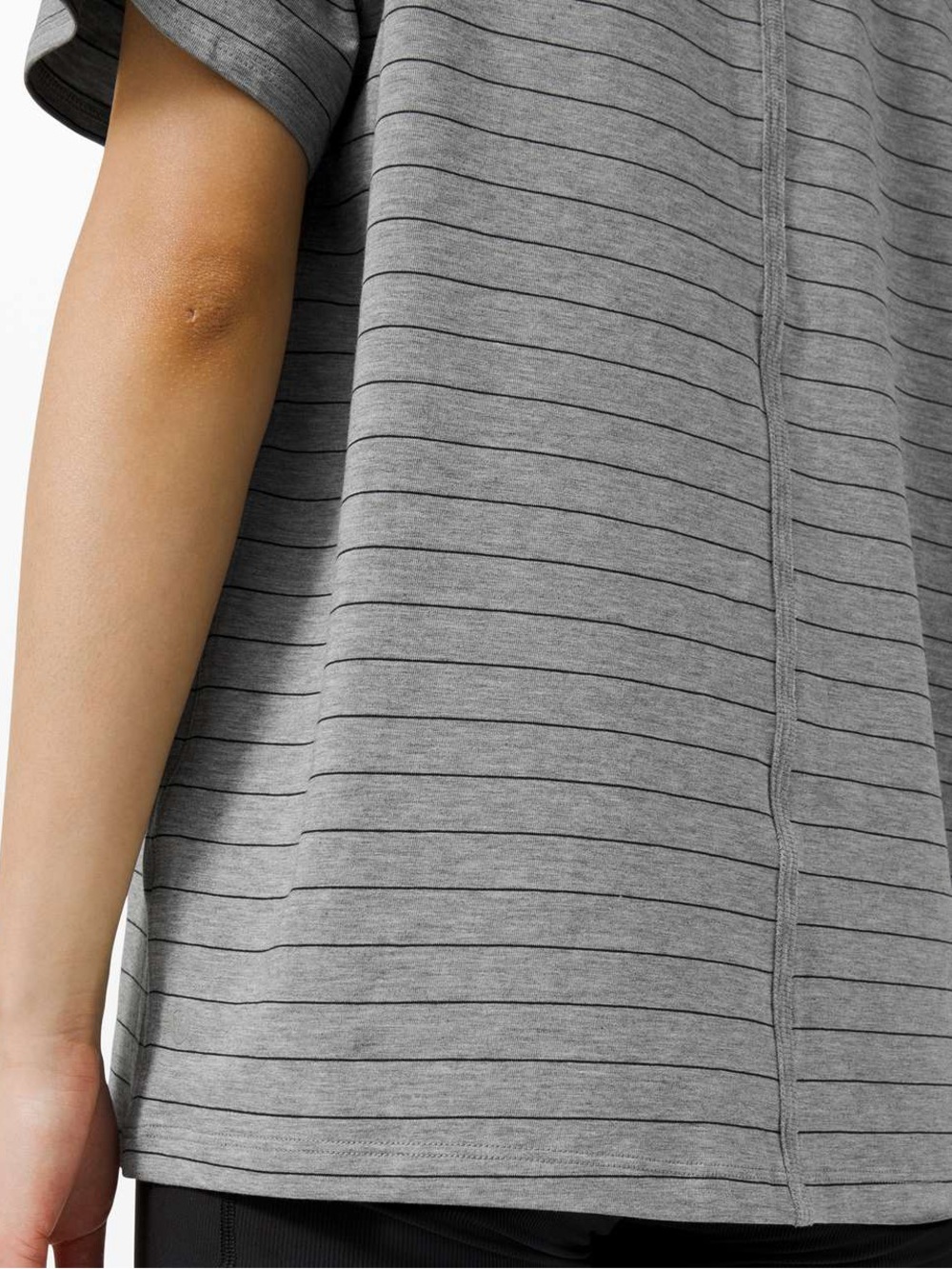 Lululemon All Yours Short Sleeve Tee in Serve Stripe Core Grey, Women’s size 4